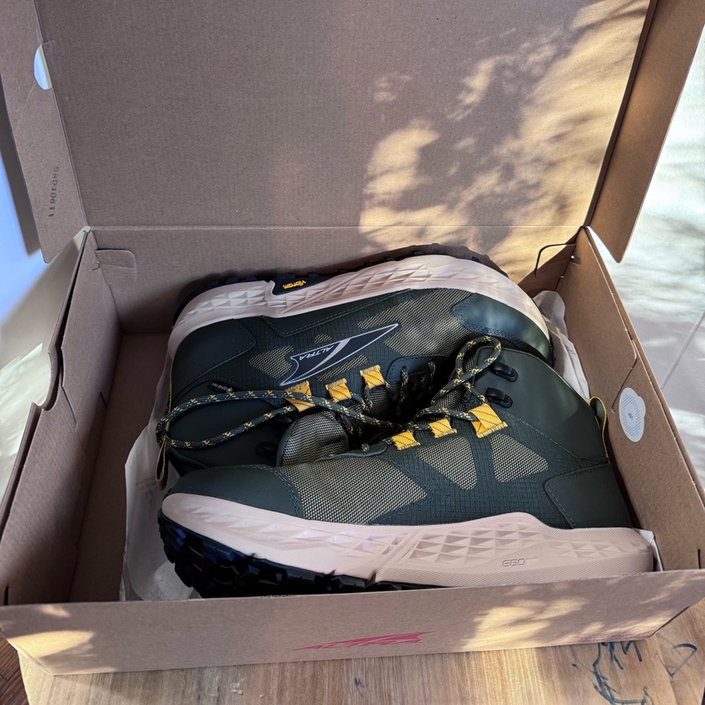 BNWT in box Alta Men’s Timo Hiker GTX Size 10